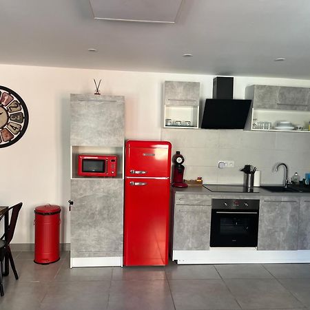 Charmant Appartement Climatise Quartier Las Cobas ペルピニャン エクステリア 写真